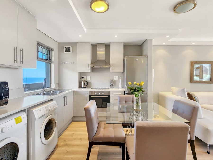 2 Bedroom Property for Sale in Sea Point Western Cape